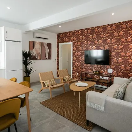 Lujoso Con Piscina Compartida 3 Apartamento